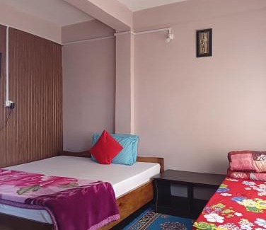 Rishop Casa | Winter Inn Homestay
