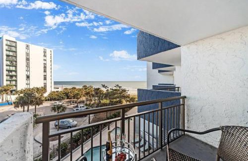 Myrtle Beach Apartamento | WINTER RATES! Chic & Charming 1BR Oceanview Suite! BW 414