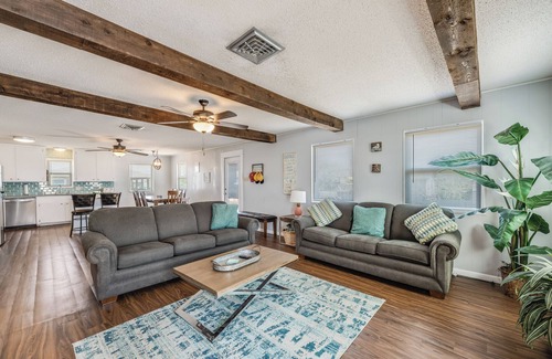 Shibui Sands Casa | In-town beach home with a short drive to the beach