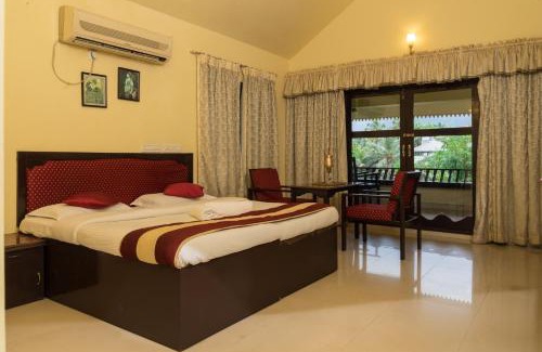 Kochi Complejo | Wintergreen Water Front Resort