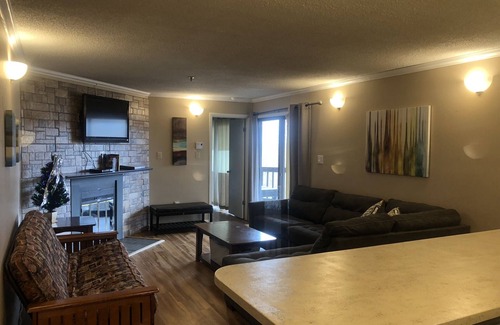 Ghent Apartamento | Hermoso condominio de esquí en Winterplace, cerca de Beckley, WV (para 11 personas) - E306