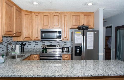 Ghent Apartamento | Winterplace Condo Ski in Ski out First Floor E102