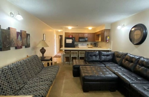 Ghent Apartamento | Winterplace Ski in Ski out condo First Floor D105