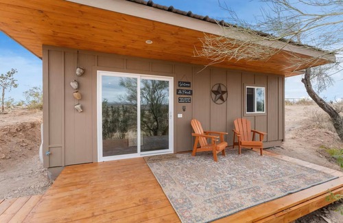 Wickenburg Casa | Winters Oasis Bungalow and stalls