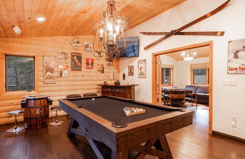 Summit Estates Chalet De Esquí | Winterset Lodge- Luxury Ski Chalet- Sauna- Games