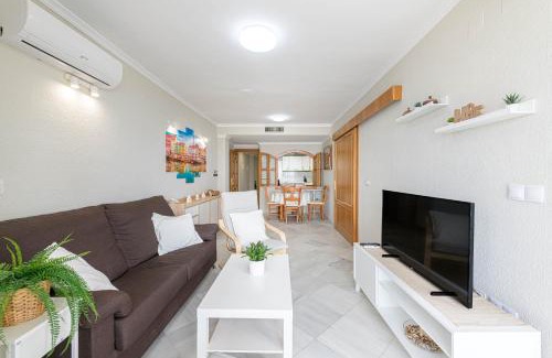 Rincon de la Victoria Apartamento | WintowinRentals Seafront Apartment with Spectacular Views