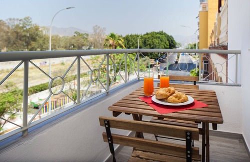 El Molinillo Apartamento | WintowinRentals All the Comforts Málaga Center.