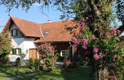 Harrachberg Otro | Winzerhaus - 3 Nächte - Altes Gehöft am Lormanberg