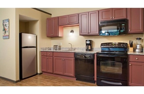 Wisconsin Dells Cabaña | Wisconsin Dells - Christmas Mountain Village 2 Bedroom Cottage