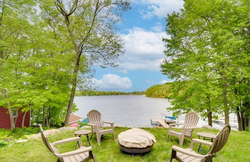 Almelund Casa | Wisconsin Vacation Rental with Fire Pit on Long Lake