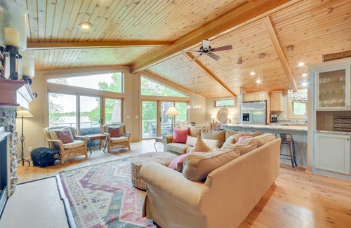 Almelund Casa | Wisconsin Vacation Rental with Fire Pit on Long Lake