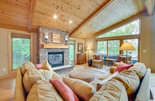 Almelund Casa | Wisconsin Vacation Rental with Fire Pit on Long Lake