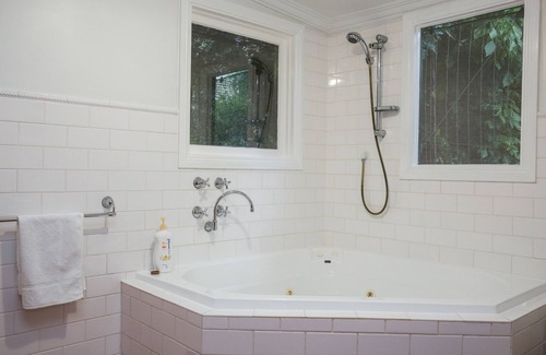Clare Casa | Wishing Well Cottage