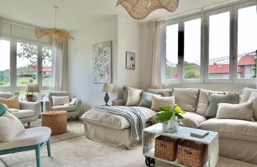 Prellezo Casa | Wishome-Bonita casa con jardín y piscina, Cala Berellín
