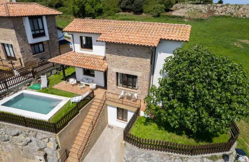 Prellezo Casa | Wishome-Bonita casa con jardín y piscina, Cala Berellín