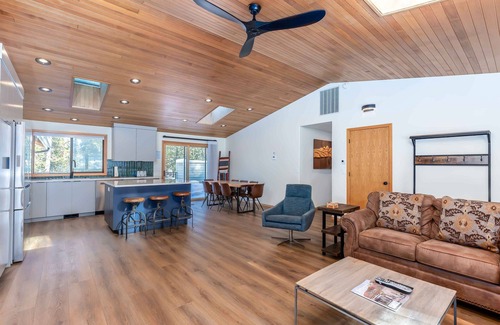 Deer Park Casa | Aire acondicionado, chimenea de gas, bicicletas, jacuzzi, barbacoa de gas, gran luz- WITC08