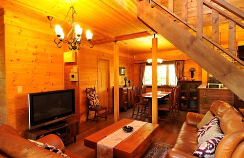 Inawashiro Cabaña | With the best hospitality - YUCABIN / Yama-gun Fukushima