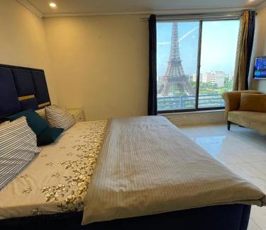 Bahria Town Apartamento | WK Suites
