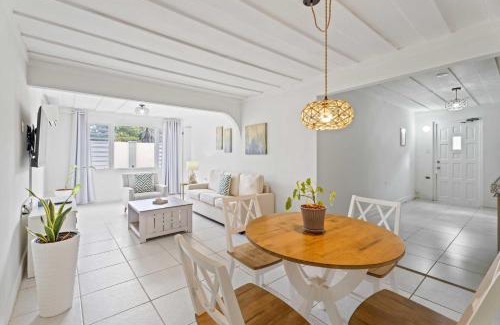Koyari Apartamento | WLR2 - 1BR near Palm Beach - White Lotus Retreat