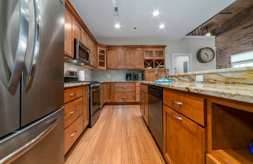 Lexington Apartamento | New! Downtown Loft - Walk to WLU & VMI
