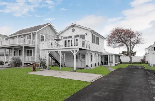 Ocean City Casa | WOC PETS OK! Walk to Harborside, Bayhopper water taxi! Nature Lovers Delight!