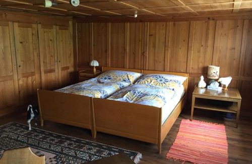 Oberuzwil Cama Y Desayuno | Wohlfühloase für Mensch und Hund