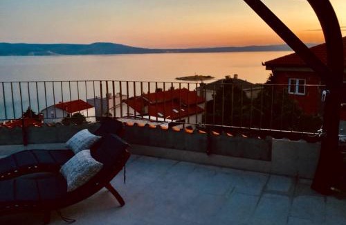 Novi Vinodolski Apartamento | Wohnen über der Kvarner Bucht