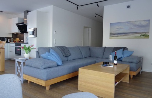 Schwerin Apartamento | Wohnung Seebrise Komfort - Ferienwohnung mit Terrasse und Garten