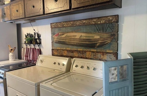 Grove Casa | Wolf Creek Retreat, Grand Lake, 2 miles to the center of Grove OK and a fab view