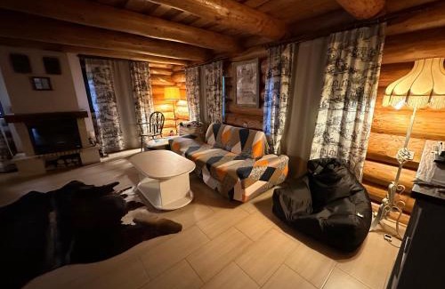 Gura Raului Casa | Wolf's House