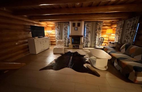 Gura Raului Casa | Wolf's House