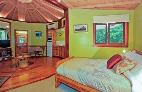 Mount Warning Cabina | Wollumbin Palms Rainforest Retreat
