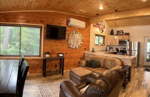Hackensack Cabina | Woman Lake Cabin! 30 Feet From the Water!