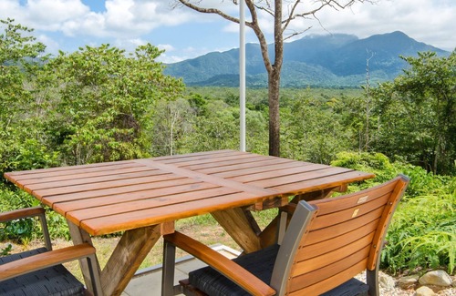 Cow Bay Casa | Retiro Wompoo - Bungalow Rambutan con vistas