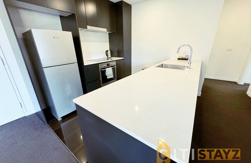 Phillip Apartamento | Wonder in Woden - 2 bd 2bth Apt