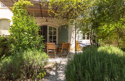 Maussane Villa | Casa de vacaciones privada con piscina privada, WIFI, TV, patio, mascotas permitida, aparcamiento