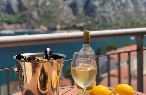 Muo Apartamento | Nuevo apartamento de lujo de 2 dormitorios con hermosas vistas de la bahía de Kotor