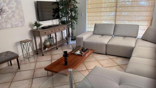Aventura Casa | Wonderful 3 Bedroom Condo in the Heart of Aventura