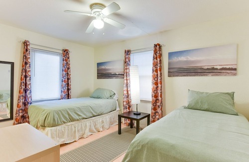 East MLK Casa | Wonderful 3 Bedroom House, Super Close to Sxsw & Downtown