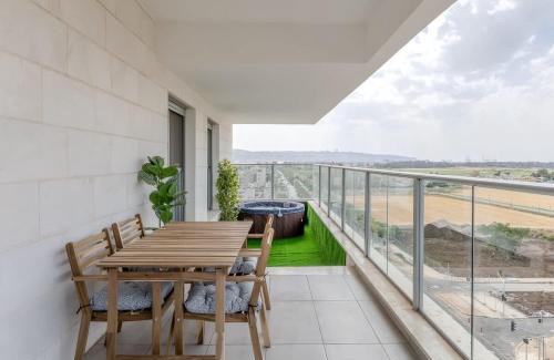 Kiryat Ata Apartamento | Wonderful 4-BR APT in the center