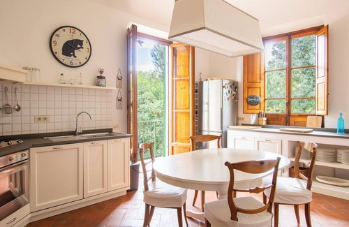 Oltrarno Apartamento | Wonderful apartment in Villa with nice garden and terrace. Lovely neighborhood