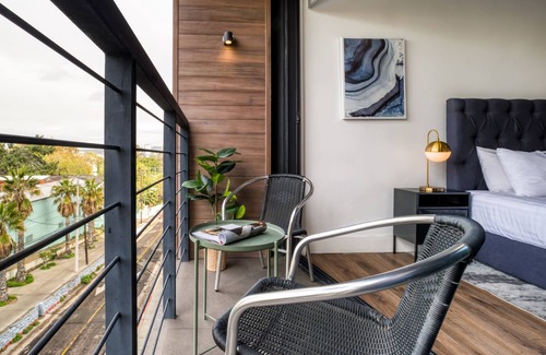 Tijuana Apartamento | Wonderful Apt w/PVT Balcony: Gym+Lounge-B/Center