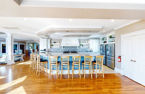Sandbridge Casa | Wonderful beachfront home w/private indoor & outdoor pools, WiFi, AC, deck