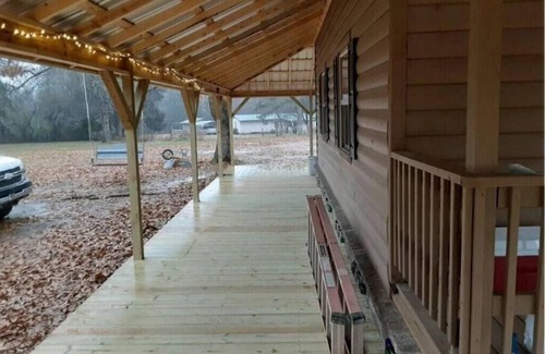 Clarksville Cabina | Wonderful cabin with WiFi and AC in marvelous Clarksville