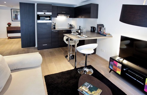 Vorst Apartamento | Flat Moliere-Apartamento-Baño en la habitacion