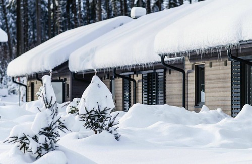 Leutkirch im Allgau Casa | Estupenda casa de vacaciones para 4 personas con piscina, WIFI, TV, terraza y aparcamiento