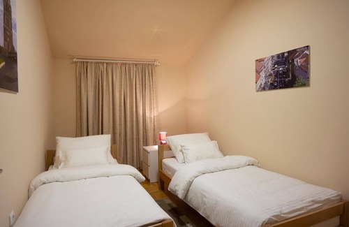 Zemun Casa | Maravilloso apartamento de dos dormitorios recientemente renovado en el centro de Zemun