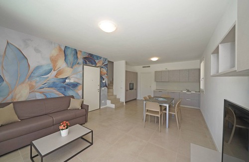 San Benedetto di Lugana Villa | Wonderful Garda Villa | 3 Bedrooms | Villa Prestigio 2 | Private Pool & Close to Amenities | Brescia