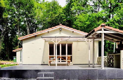 Sevry Casa | Wonderful Holiday Home in Beauaring with Sauna