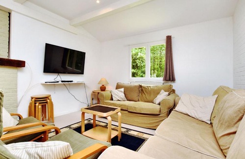 Sevry Casa | Wonderful Holiday Home in Beauaring with Sauna